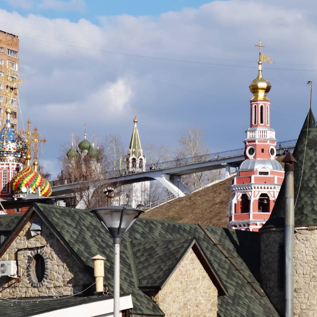 Нижегородский код города. Нижний Новгород пешая экскурсия. Экскурсия на крыше в Нижнем Новгороде. Экскурсия по Нижнему Новгороду на машине. Заказать экскурсию в Нижнем Новгороде.